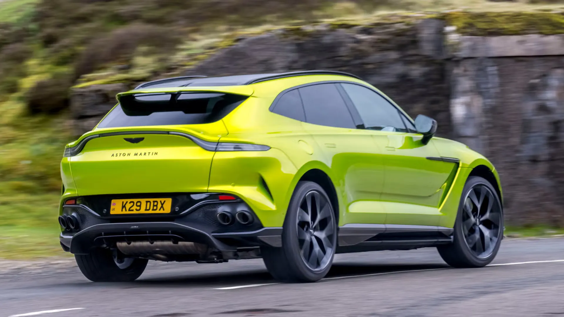 Aston Martin DBX